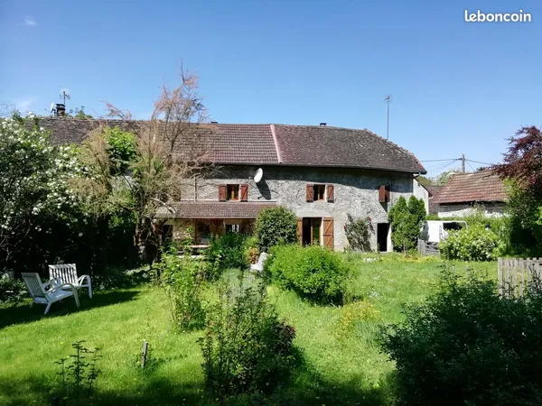 Vends Maison de Village en pierres