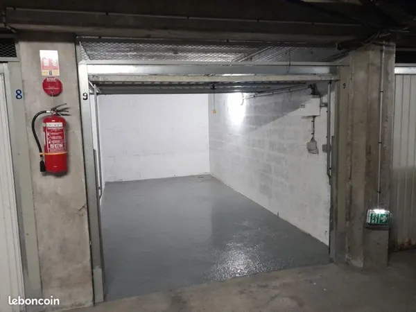 Location garage voiture annecy