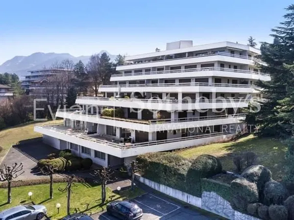 Duplex 3 pièces 159 m²