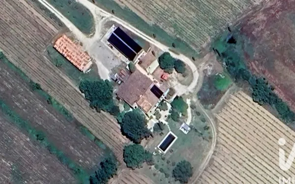 Maison 10 pièces 457 m²