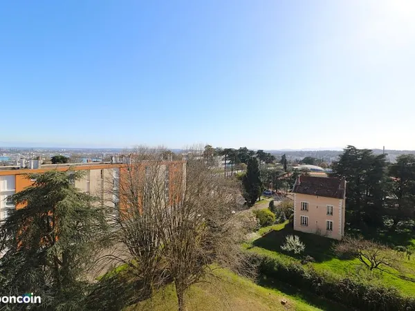 Appartement T5 avec garage et cave