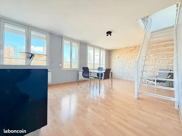 Duplex 2 pièces 47 m²