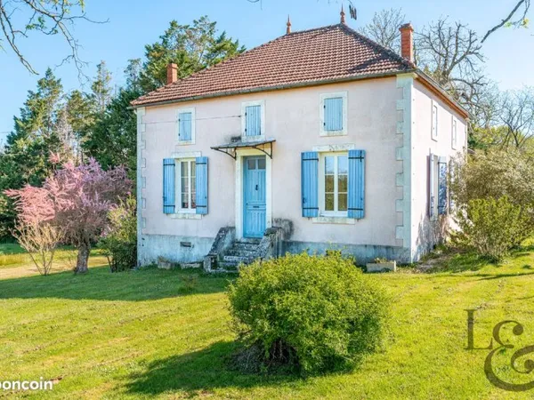 Propriété 4 pièces 81 m²