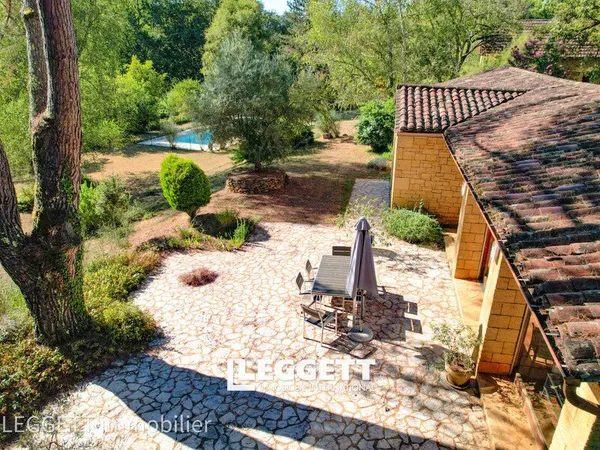 Maison 8 pièce(s), CARSAC-AILLAC