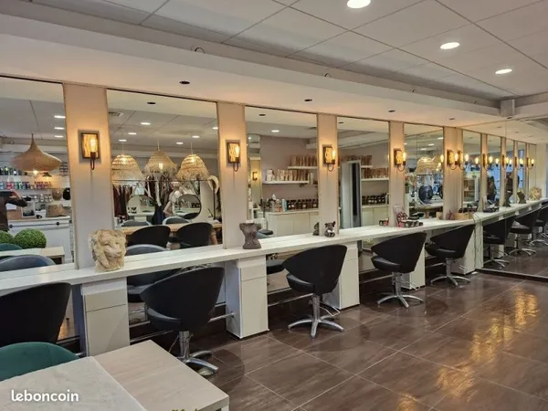 Salon de coiffure 80 m² Cannes