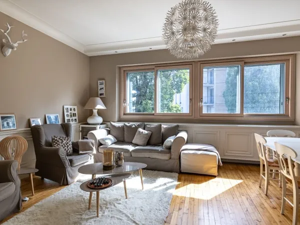 Loue appartement - 166m²