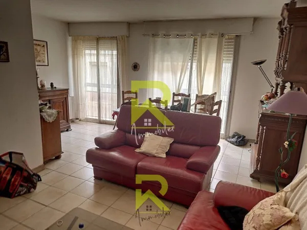 Centre ville de Béziers un appartement T4 de 83m2 avec garag