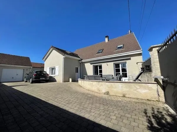 Villa 7 pièces 175 m²