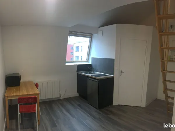 Studio mezzanine - Campus / Métro Gare de Roubaix