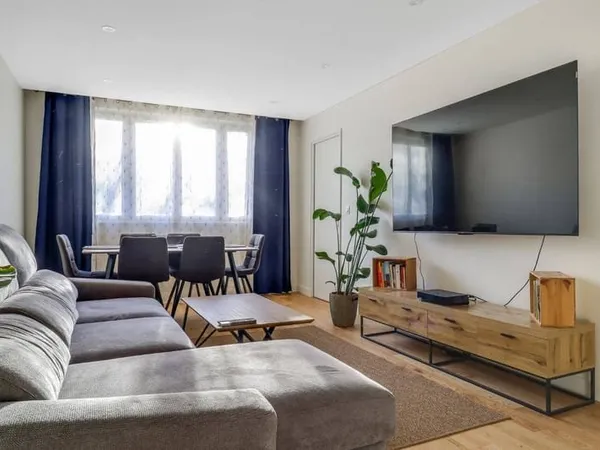 Appartement 6 pièces 100 m²