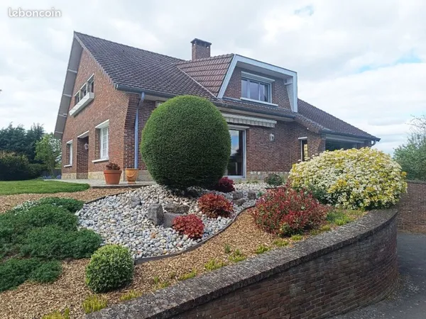 Maison 6 pièces 250 m²