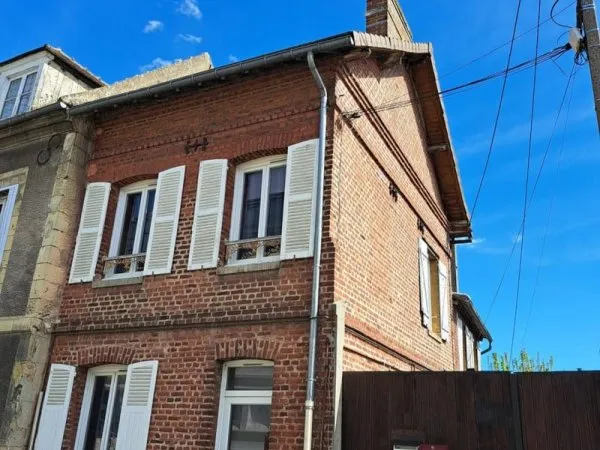 Immeuble 93 m²
