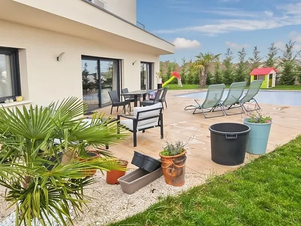 Maison 7 pièces 185 m²