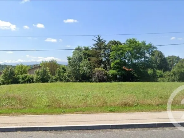 Terrain 2777 m²