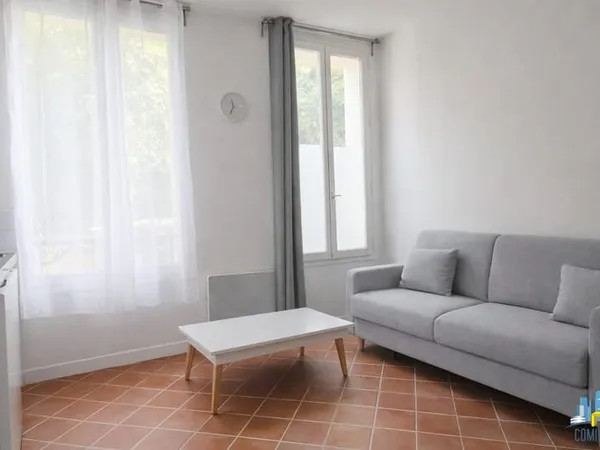 2 STUDIOS DANS UN LOT- IDEAL INVESTISSEUR - PROFESSION LIBERALE