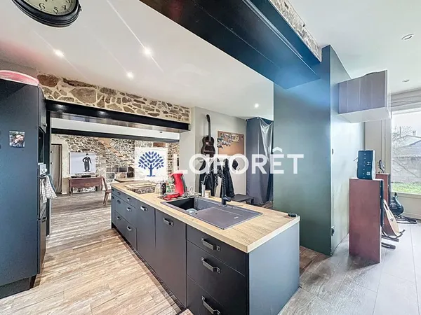 Maison 6 pièces 208 m²
