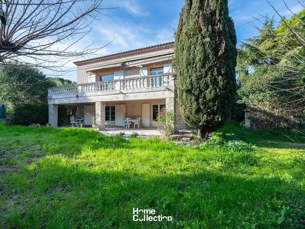 Propriété 6 pièces 180 m²