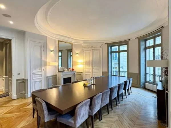 Bureaux 530 m²