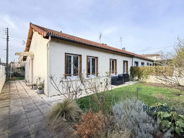 Maison de plain-pied 4 pièces 68 m²