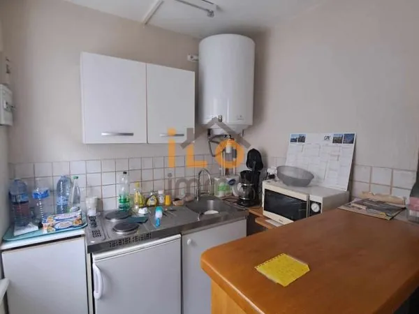 STUDIO LOOS AVEC 1 PLACE DE PARKING PRIVEE dans résidence fe