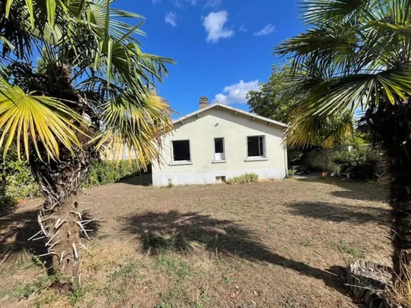 Maison sur terrain de 907m² quartier ST Cybard (16)