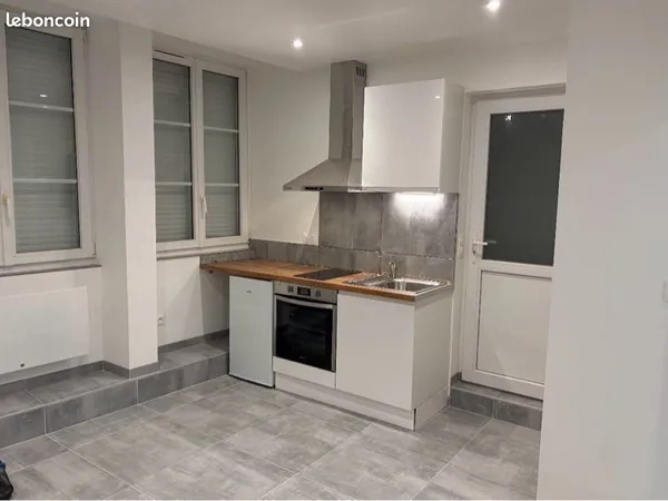 Studio centre ville rue bersot