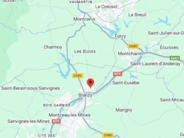 TERRAIN A VOCATION INDUSTRIELLE