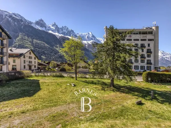 BARNES CHAMONIX - LES PRAZ - CHALET EN VEFA - 4 CHAMBRES - VUE DES DRUS ET AIGUILLES