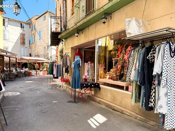 Boutique 45m2 centre ancien