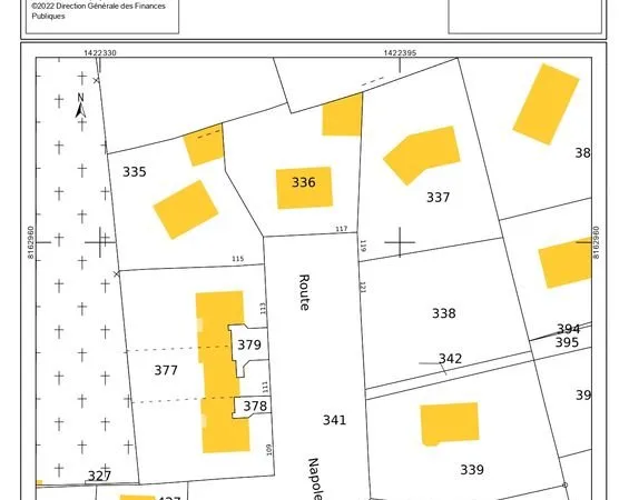 Terrain constructible 915 m²