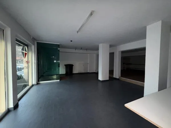 Local commercial - 97 m² - Le Puy-en-Velay , Le puy en velay