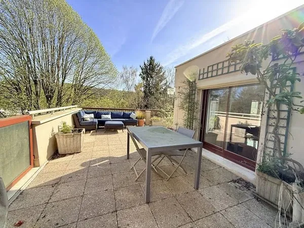 Appartement 4 pièces 93 m²