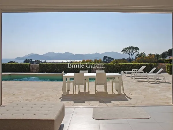 Cannes Cote d'Azur à louer, Superbe maison moderne