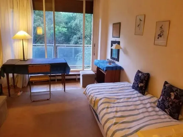 Loue chambre 16m² dans appartement familial Paris 16ème