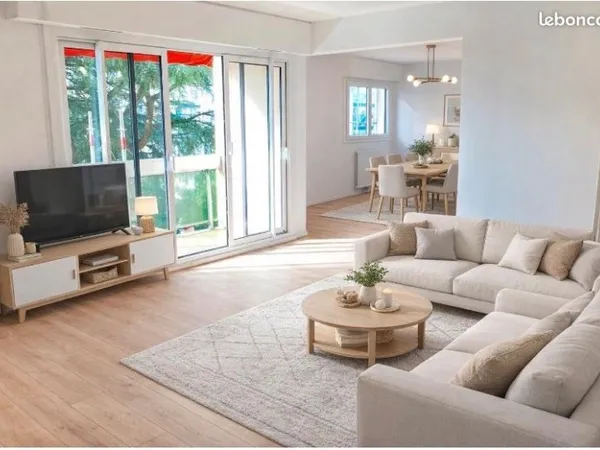 Appartement double séjour 92m²