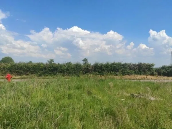 Terrain 1300 m²