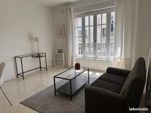 Loue meuble t2 centre ville Nantes