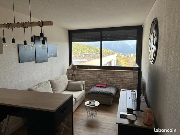 Appartement T3 lumineux - Vue montagne - Proche centre et stations de ski