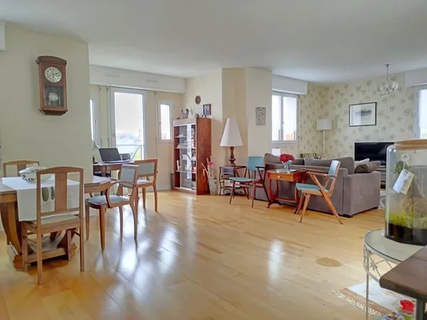 ✨ À VENDRE - Appartement avec extérieur au coeur de Cholet