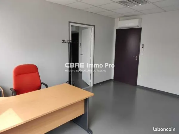 Bureaux 71 m²