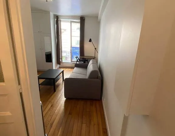 Studio 1 pièce 18 m²
