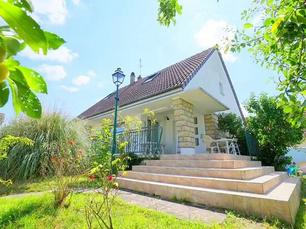 Maison Morainvilliers 6 pièce(s) 141 m2