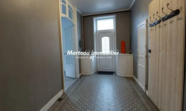 Maison La Fleche 11 pièce(s) 350 m2