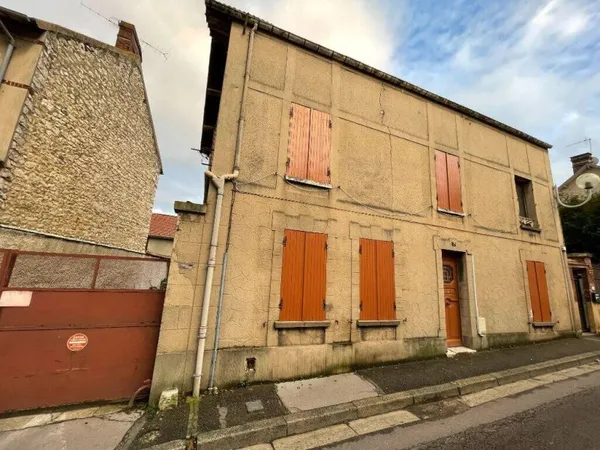 Maison 3 pièces 347 m²