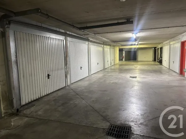 Parking 14 m²
