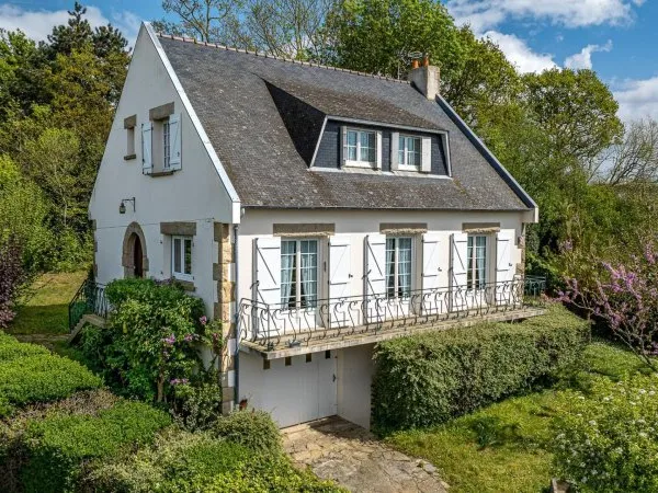 Maison familiale avec sous-sol complet, 4 chambres, à 2 pas du centre de Paramé !
