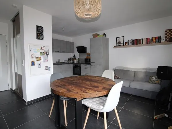 Appartement 2 pièces moderne avec jardin - Metz Devant-les-Ponts