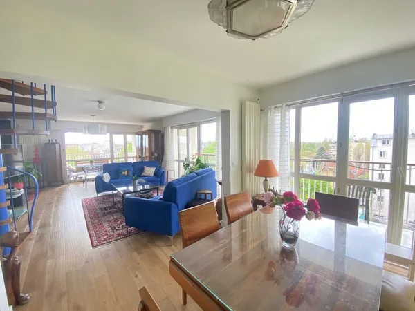CHAMPIGNY SUR MARNE LIMITE ST MAUR DES FOSSES APPARTEMENT D