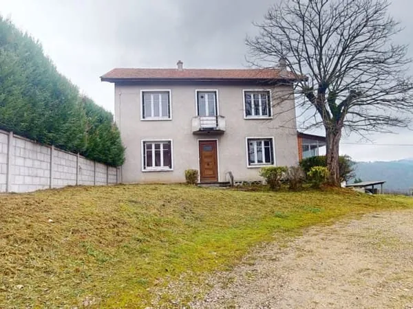 Maison 5 pièces 140 m²