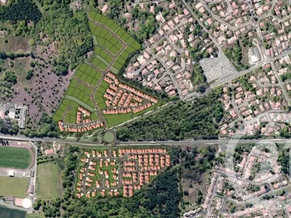 Terrain 600 m²